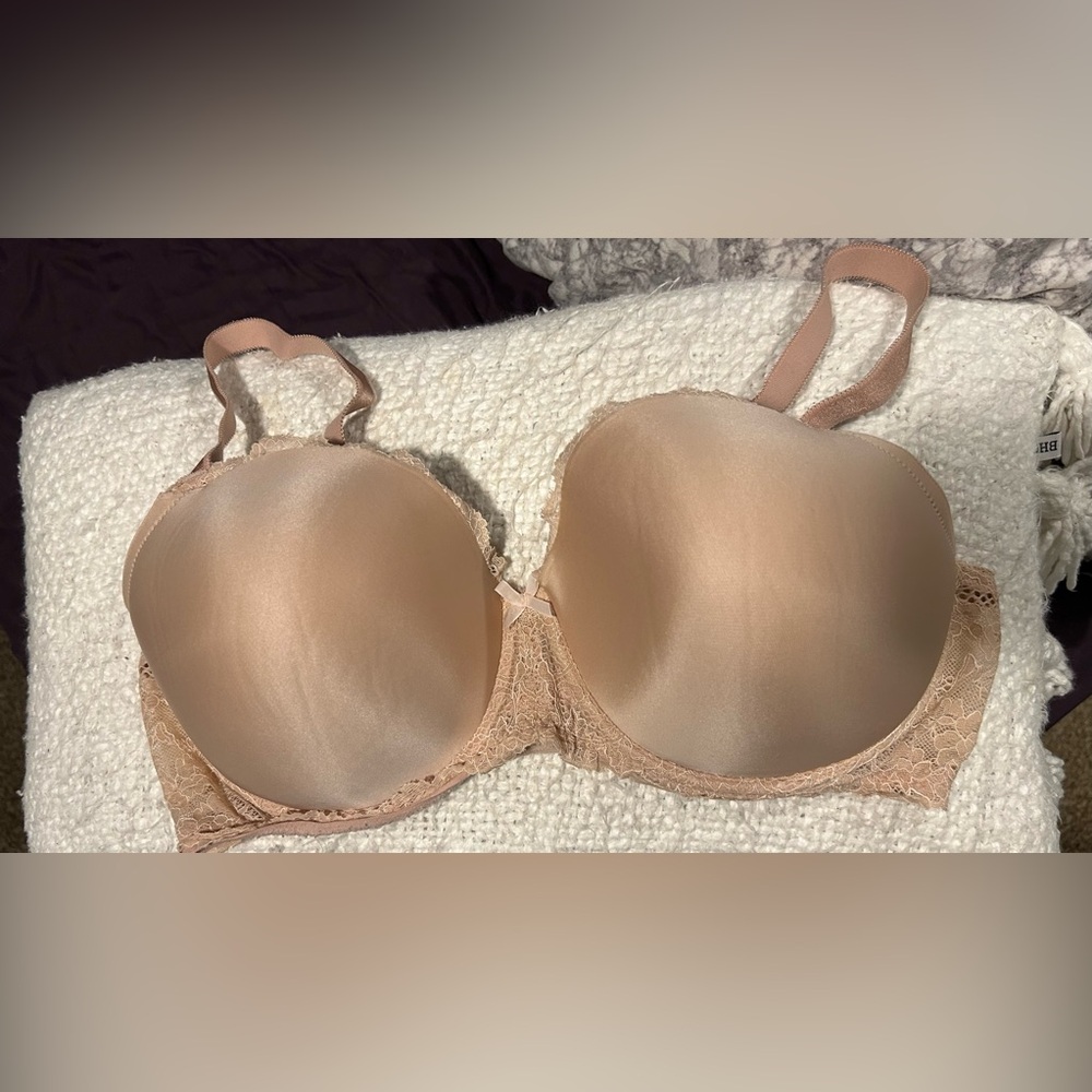 Victoria's Secret Dream Angel Bra Lined Demi 38DDD Tan Color